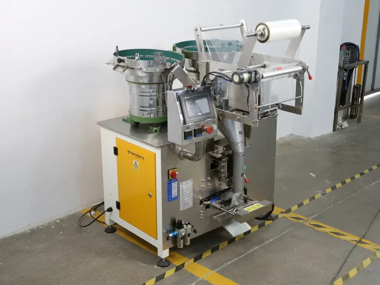 Automatic-Screw-Packing-Machine1
