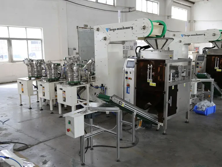 Multi-type-hardware-mixed-bagging-packaging