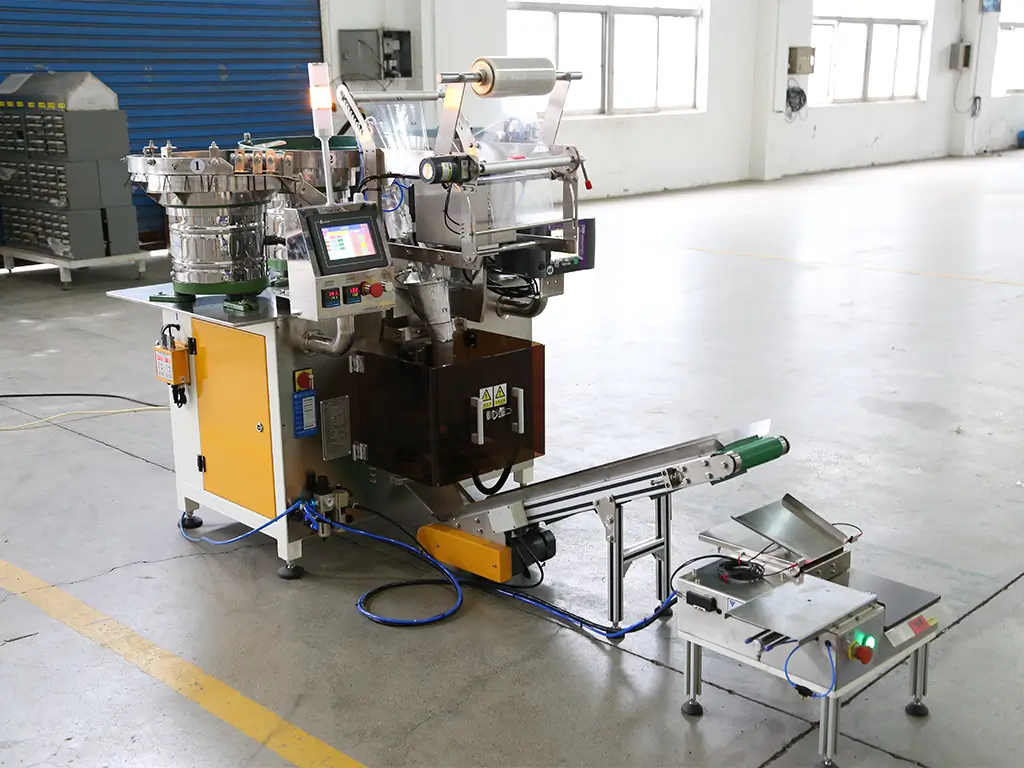 Screw Packing machine with 3 Bowl Counting System